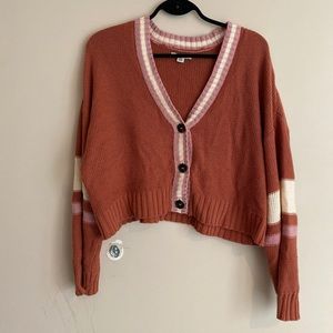 American eagle sweater/cardigan